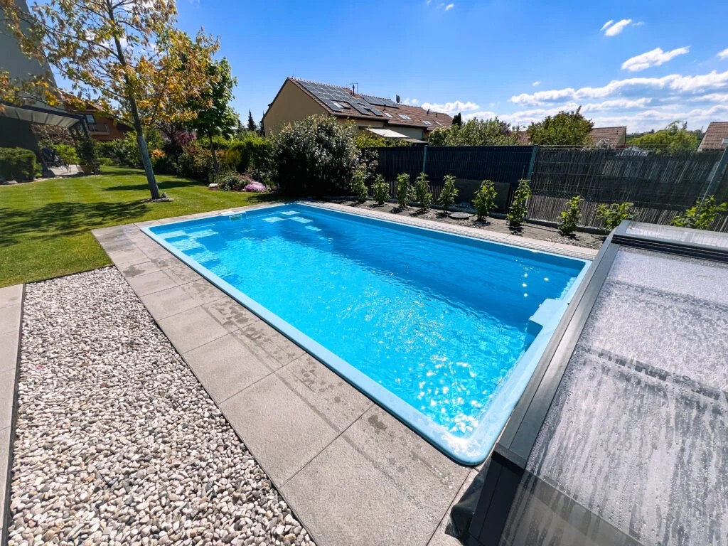 Luxus-Wellness-Pool